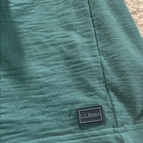 L.L. Bean Top - Picture 2 of 4